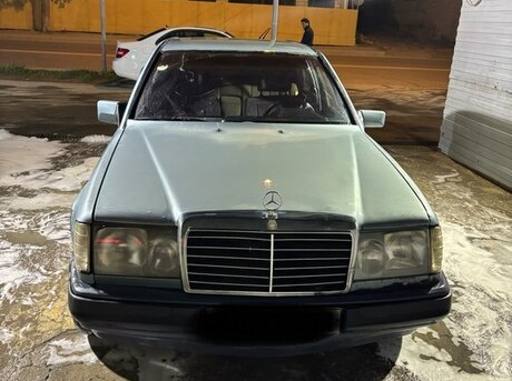 Mercedes 200 E 1986