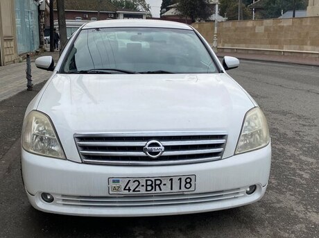 Nissan Teana 2004