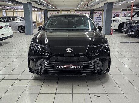 Toyota Camry 2026