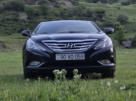 Hyundai Sonata 2011