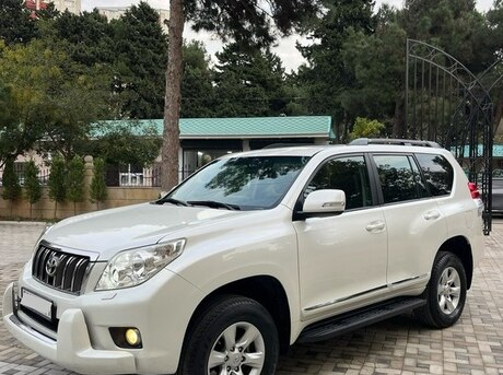 Toyota Land Cruiser Prado 2010