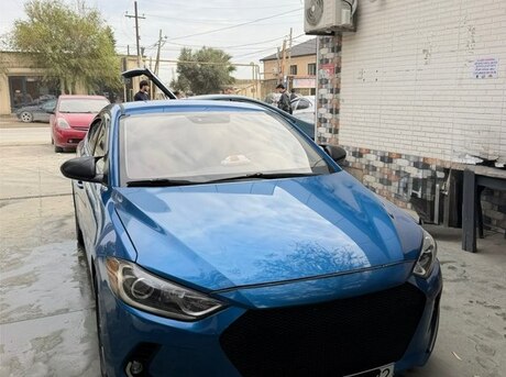 Hyundai Elantra 2016