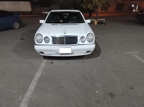 Mercedes E 230 1996