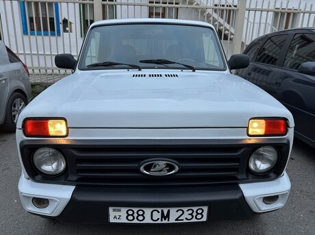 LADA (VAZ) Niva 2013