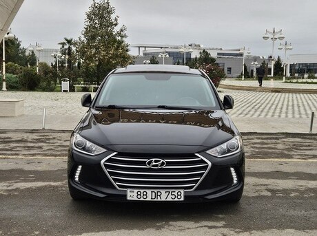 Hyundai Elantra 2018