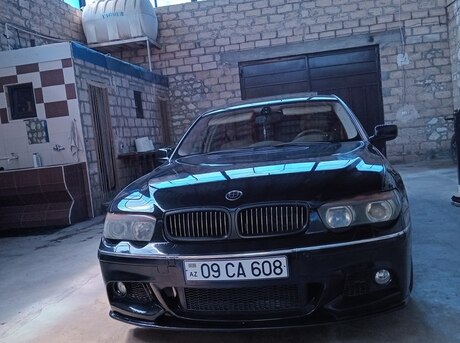 BMW 745 2003