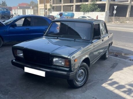 LADA (VAZ) 2107 2010