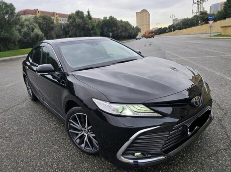 Toyota Camry 2023