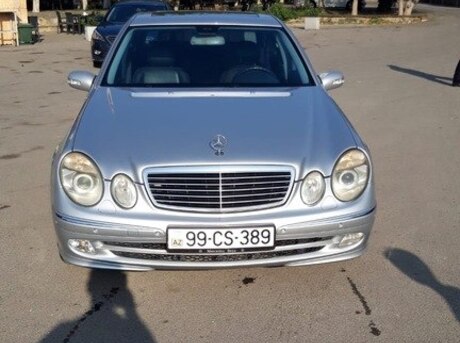 Mercedes E 220 2002