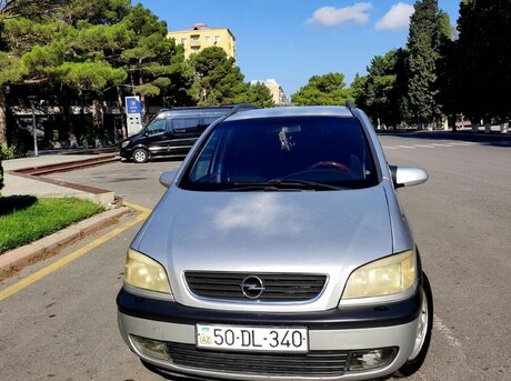 Opel Zafira 2001