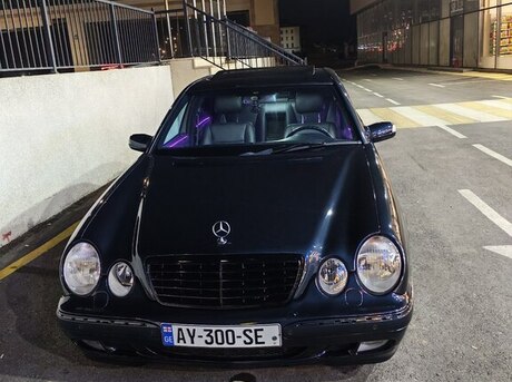Mercedes E 320 2001