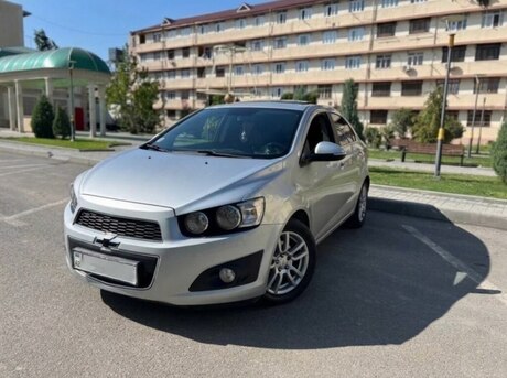 Chevrolet Aveo 2015