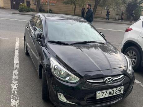 Hyundai Accent 2015