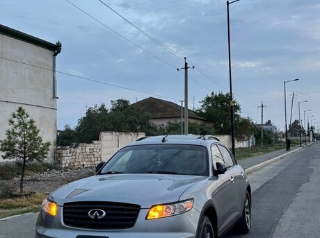 Infiniti FX35 2004