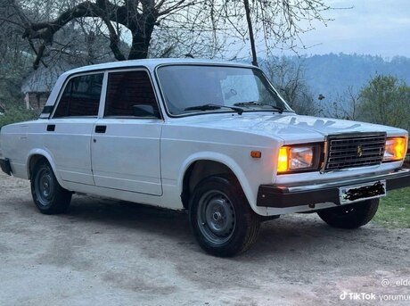 LADA (VAZ) 2107 2011