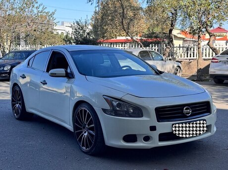 Nissan Maxima 2012