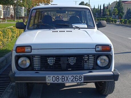LADA (VAZ) Niva 2009