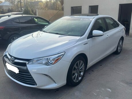 Toyota Camry 2016