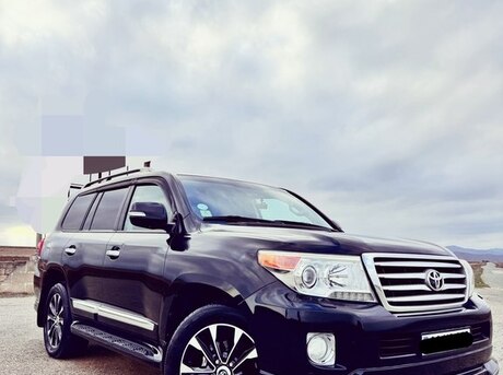 Toyota Land Cruiser 2013