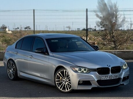 BMW 328 2012