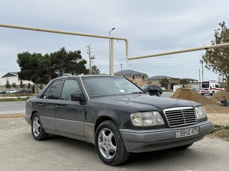 Mercedes 220 E 1995