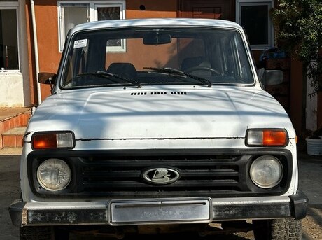 LADA (VAZ) Niva 1989