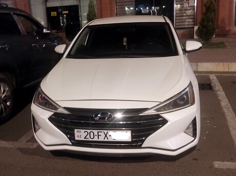 Hyundai Elantra 2018