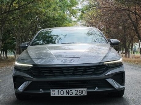 Hyundai Elantra 2024