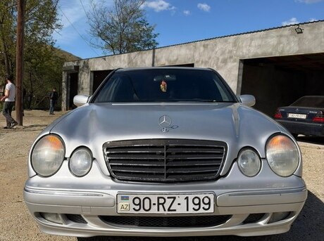 Mercedes E 200 2000