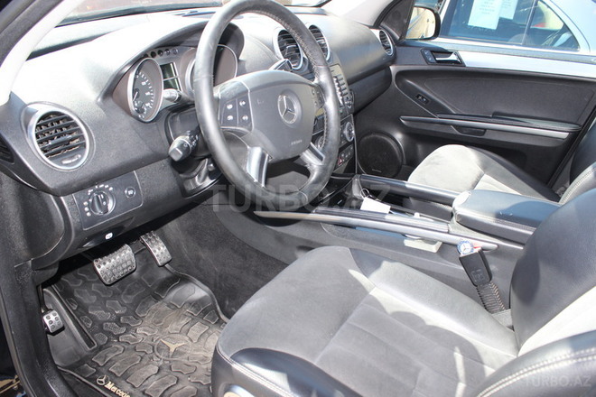 Mercedes ML 350 2006, 220,000 km - 3.5 l - Bakı