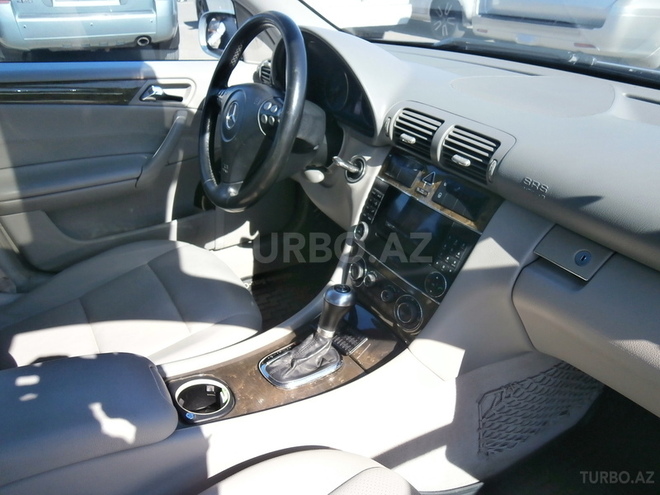 Mercedes C 230 2007, 134,000 km - 2.5 l - Bakı