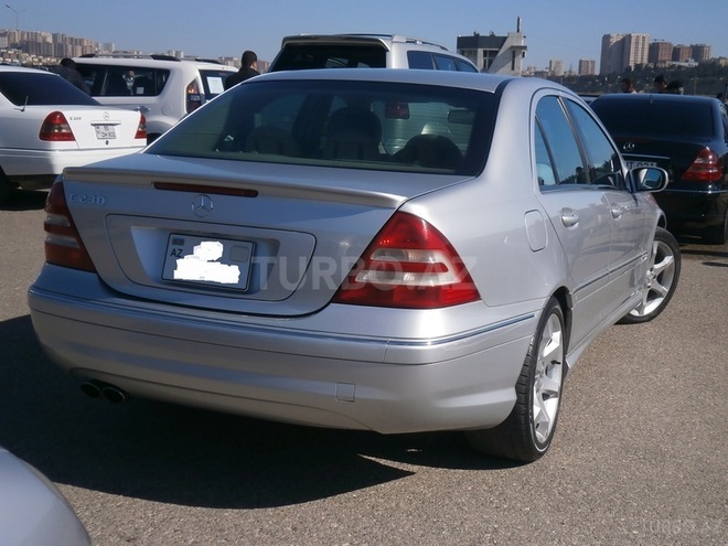 Mercedes C 230 2007, 134,000 km - 2.5 l - Bakı