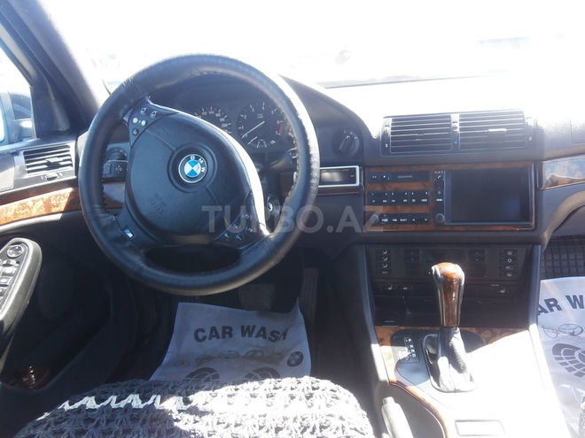 BMW 525 2000, 258,000 km - 2.5 l - Bakı