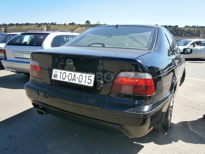 BMW 525 2000, 258,000 km - 2.5 l - Bakı