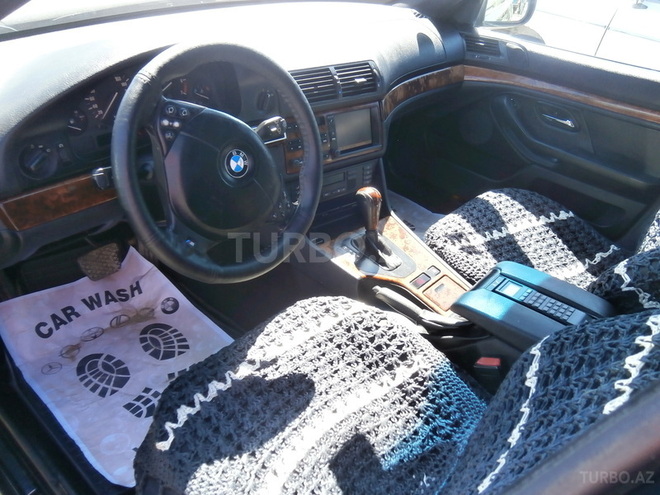 BMW 525 2000, 258,000 km - 2.5 l - Bakı