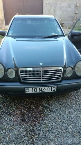 Mercedes E 230 1996, 250,000 km - 2.3 l - Bakı