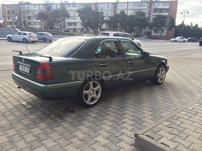 Mercedes C 180 1994, 230,000 km - 1.8 l - Bakı