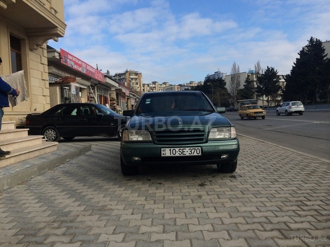 Mercedes C 180 1994, 230,000 km - 1.8 l - Bakı