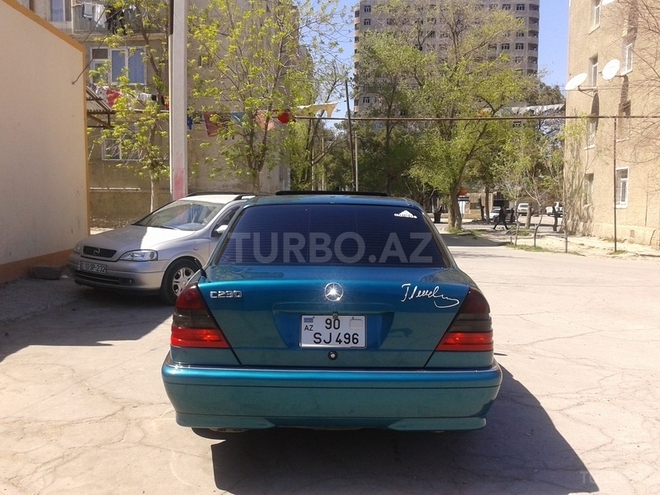 Mercedes C 230 1998, 220,000 km - 2.3 l - Bakı