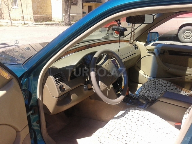 Mercedes C 230 1998, 220,000 km - 2.3 l - Bakı