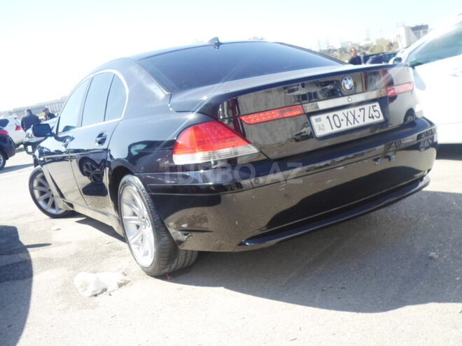 BMW 745 2001, 130,000 km - 4.4 l - Bakı