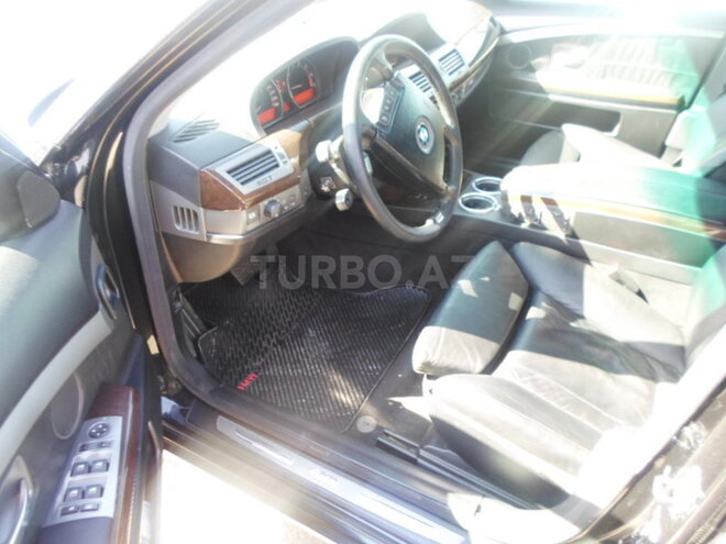 BMW 745 2001, 130,000 km - 4.4 l - Bakı