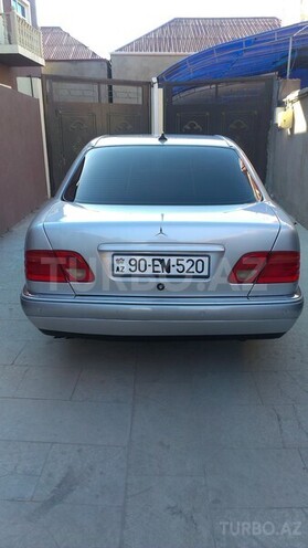 Mercedes E 320 1998, 200,000 km - 3.2 л - Bakı