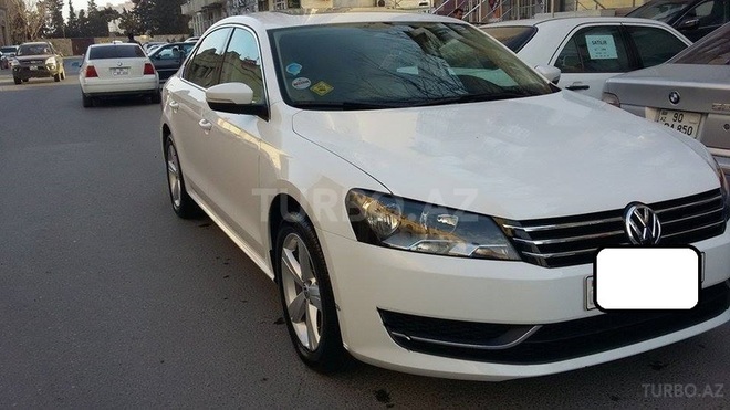 Volkswagen Passat 2011, 29,500 km - 2.5 l - Bakı
