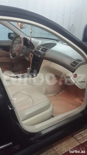 Mercedes E 320 2002, 210,000 km - 3.2 л - Bakı