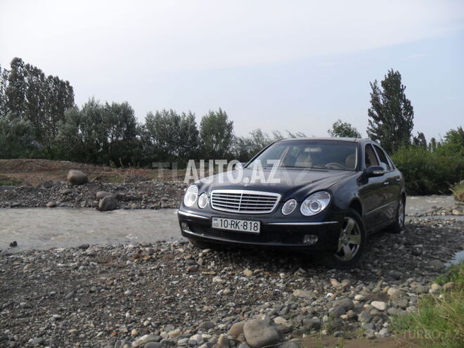Mercedes E 320 2002, 210,000 km - 3.2 л - Bakı