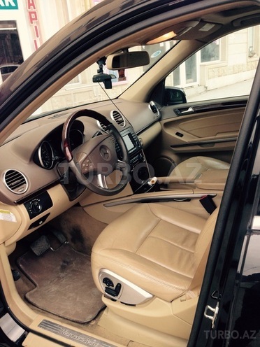 Mercedes GL 550 2008, 147,000 km - 5.5 l - Bakı