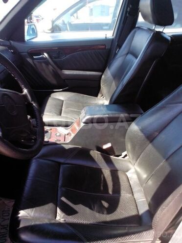 Mercedes C 280 1997, 200,000 km - 2.8 l - Bakı