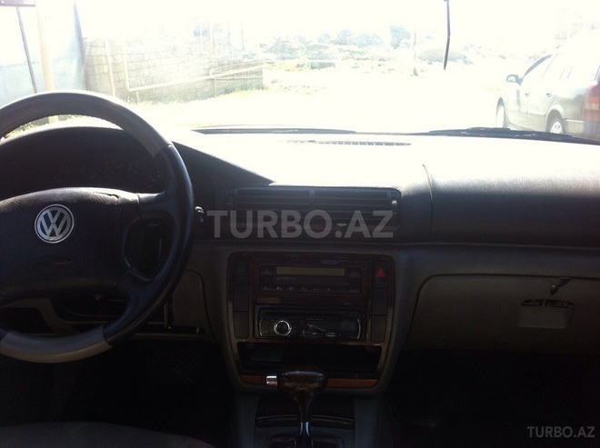 Volkswagen Passat 1998, 222,000 km - 1.8 l - Bakı