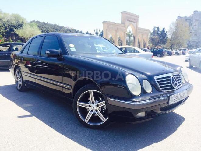 Mercedes E 220 2001, 230,000 km - 2.2 л - Bakı